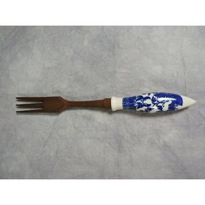 Blue Willow Serving Fork Wood Fork Ceramic Handle Vintage